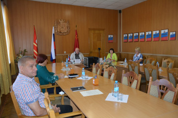 глава Руднянского района принял участие в областном селекторном совещании - фото - 2