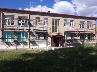 ремонт фасада подросткового клуба "Юность" в п.Голынке - фото - 4