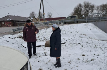 в 2025 году в рамках региональной программы «Формирование комфортной городской среды» планируется благоустройство набережной реки Малая Березина в г.Рудня - фото - 1