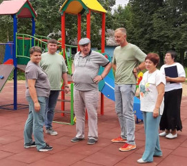 в с.Понизовье состоялась приемка выполненных работ по устройству детской площадки - фото - 4