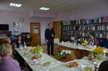 круглый стол с членами Президиума правления Руднянской общественной организацией общества инвалидов - фото - 1