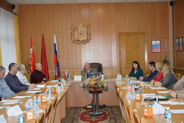 в Руднянском округе подвели итоги уборки урожая 2025 года, и подготовке сельскохозяйственных предприятий к осенне – зимнему периоду 2025 – 2026гг - фото - 6