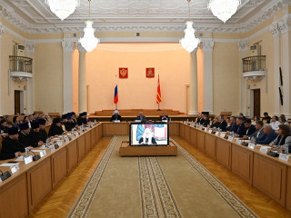 глава Руднянского округа принял участие в Рождественской парламентской встрече, которая прошла в Смоленске в рамках XI региональных Рождественских образовательных чтений - фото - 1