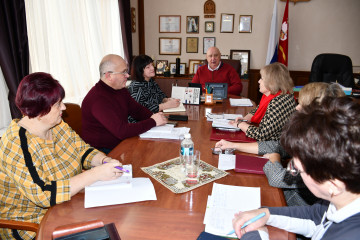 глава Руднянского муниципального округа провел еженедельное рабочее совещание - фото - 1