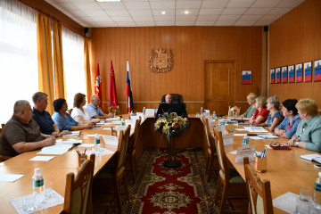 глава Руднянского муниципального округа провел еженедельное рабочее совещание - фото - 2